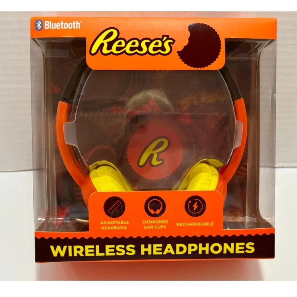 Reese's Wireless Headphones  Bluetooth NIB